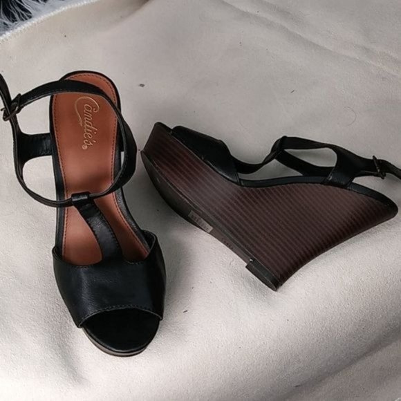 CANDIE'S BLACK HEELS SIZE 9.5 - Picture 2 of 5